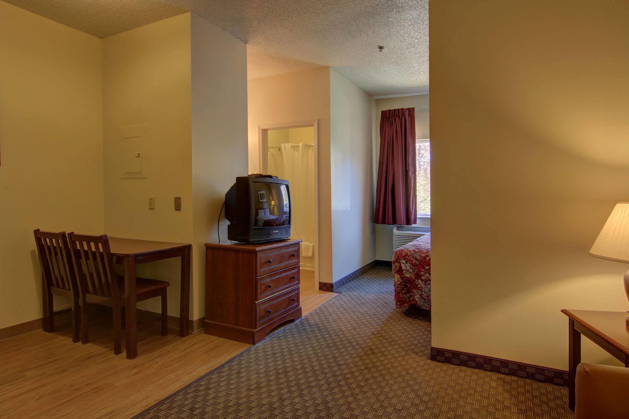 Intown Suites Extended Stay Atlanta Ga - Duluth Esterno foto